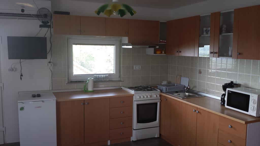 Apartment House Sumrak Bizeljsko Phòng bức ảnh