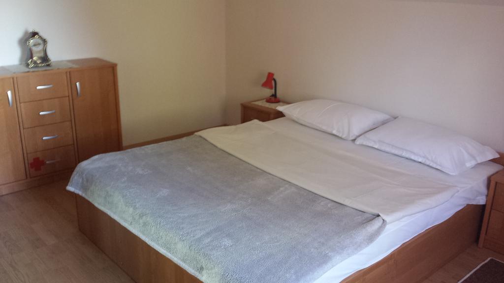 Apartment House Sumrak Bizeljsko Phòng bức ảnh